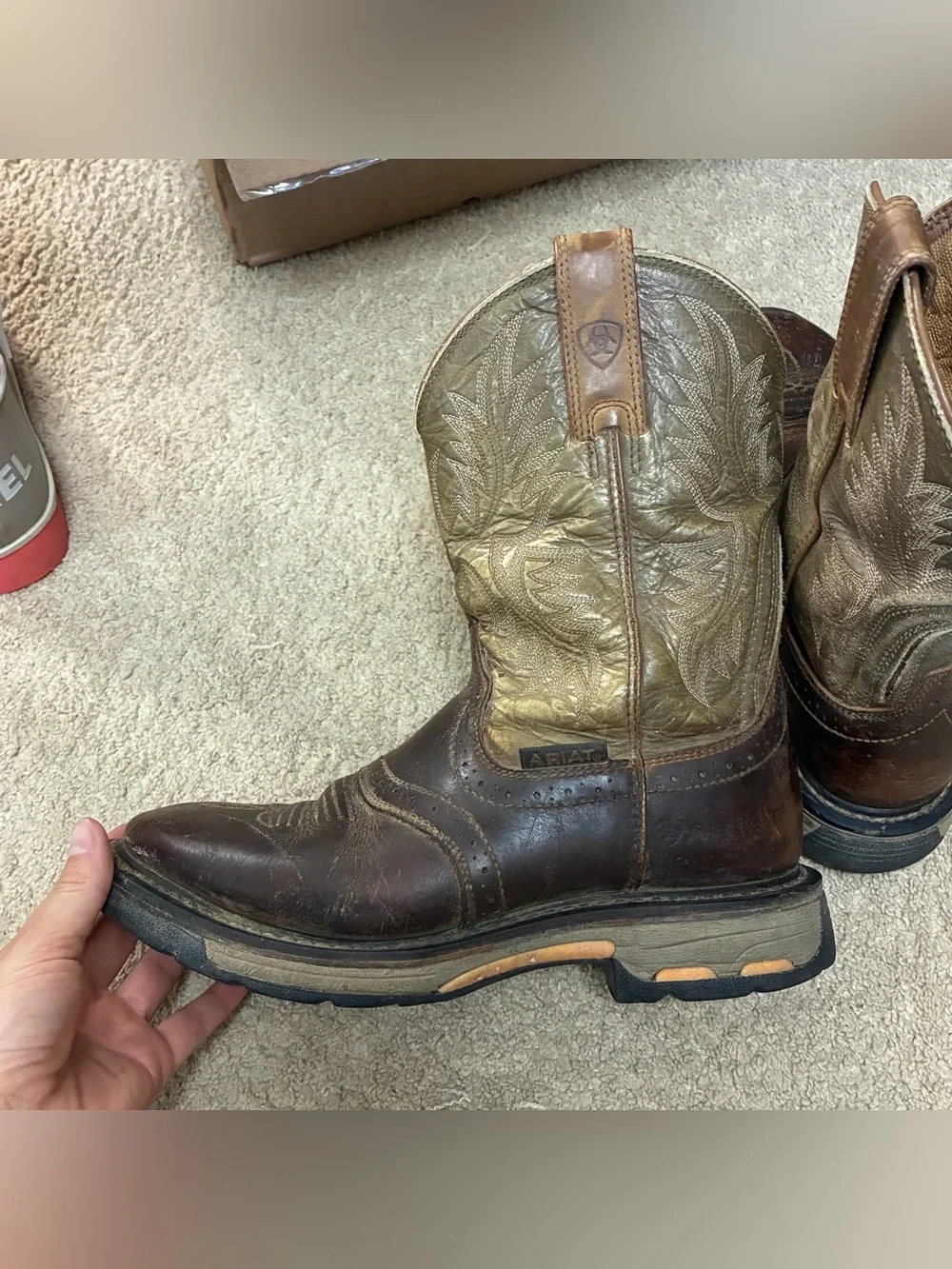 Ariat Workhog pull on safety boots